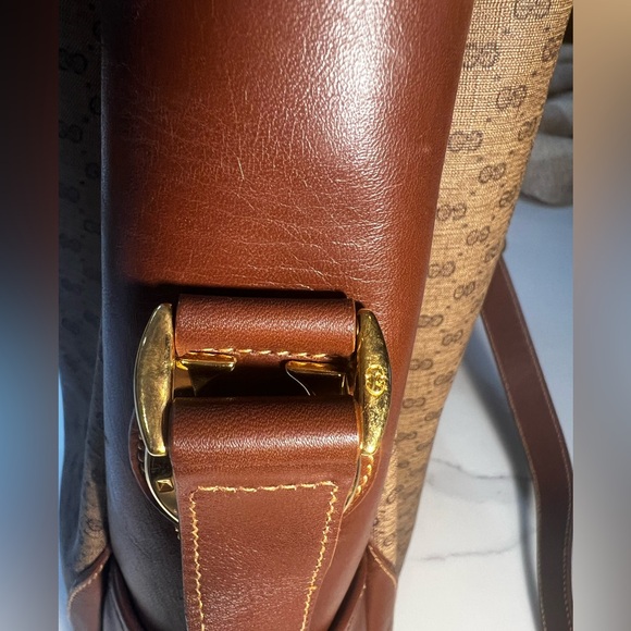 Authentic vintage Gucci bucket bag. In pristine condition. Micro GG. - Picture 3 of 11